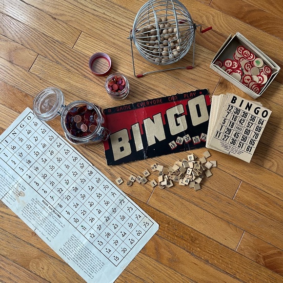 Vintage 50s Bingo Game Lot with Metal Basket Spinner - Picture 1 of 9